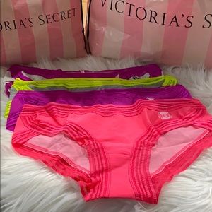 🍃 Victoria Secret PINK Panties 4 pieces